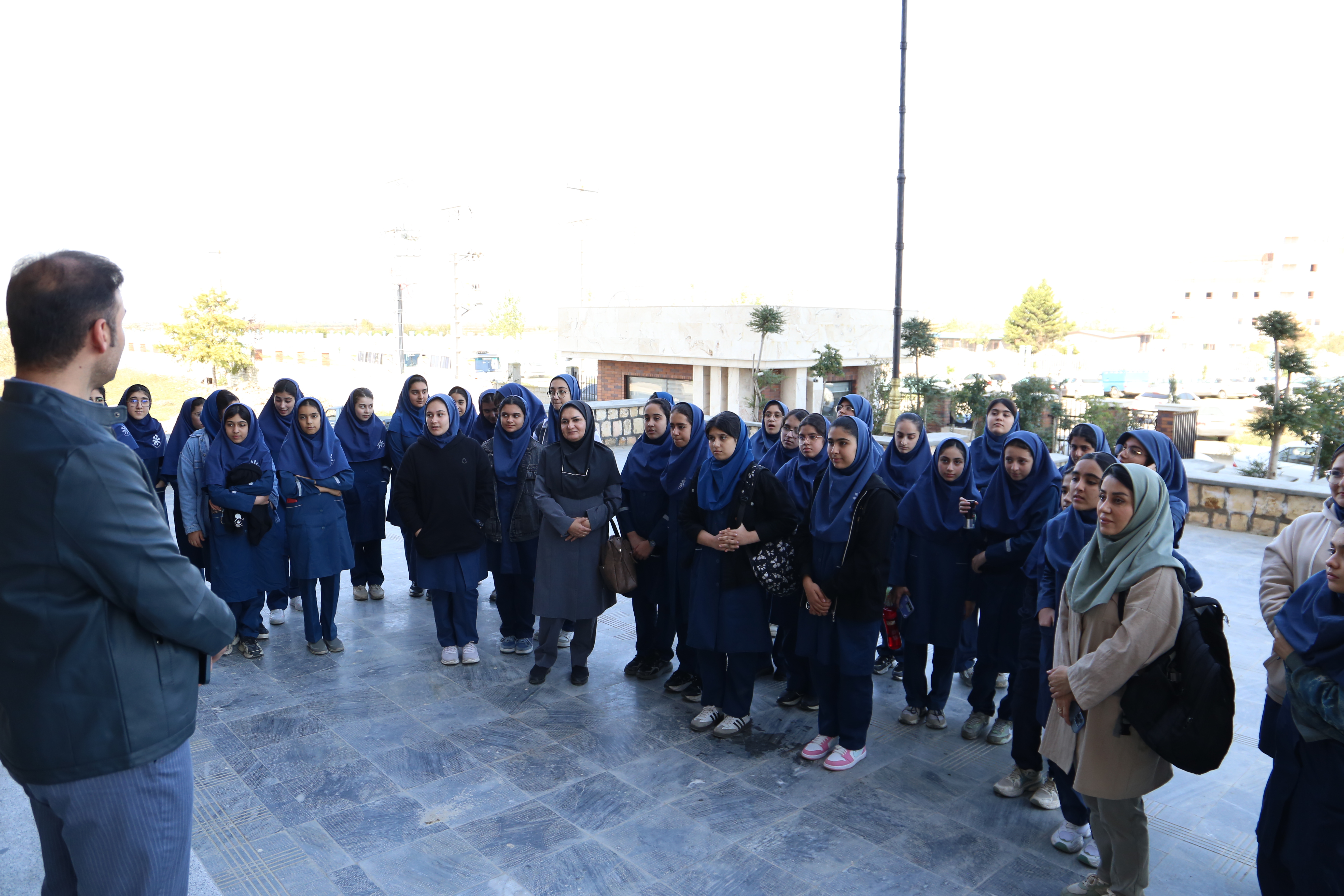 دانش‌آموزان استعدادهای درخشان فرزانگان نوشهر