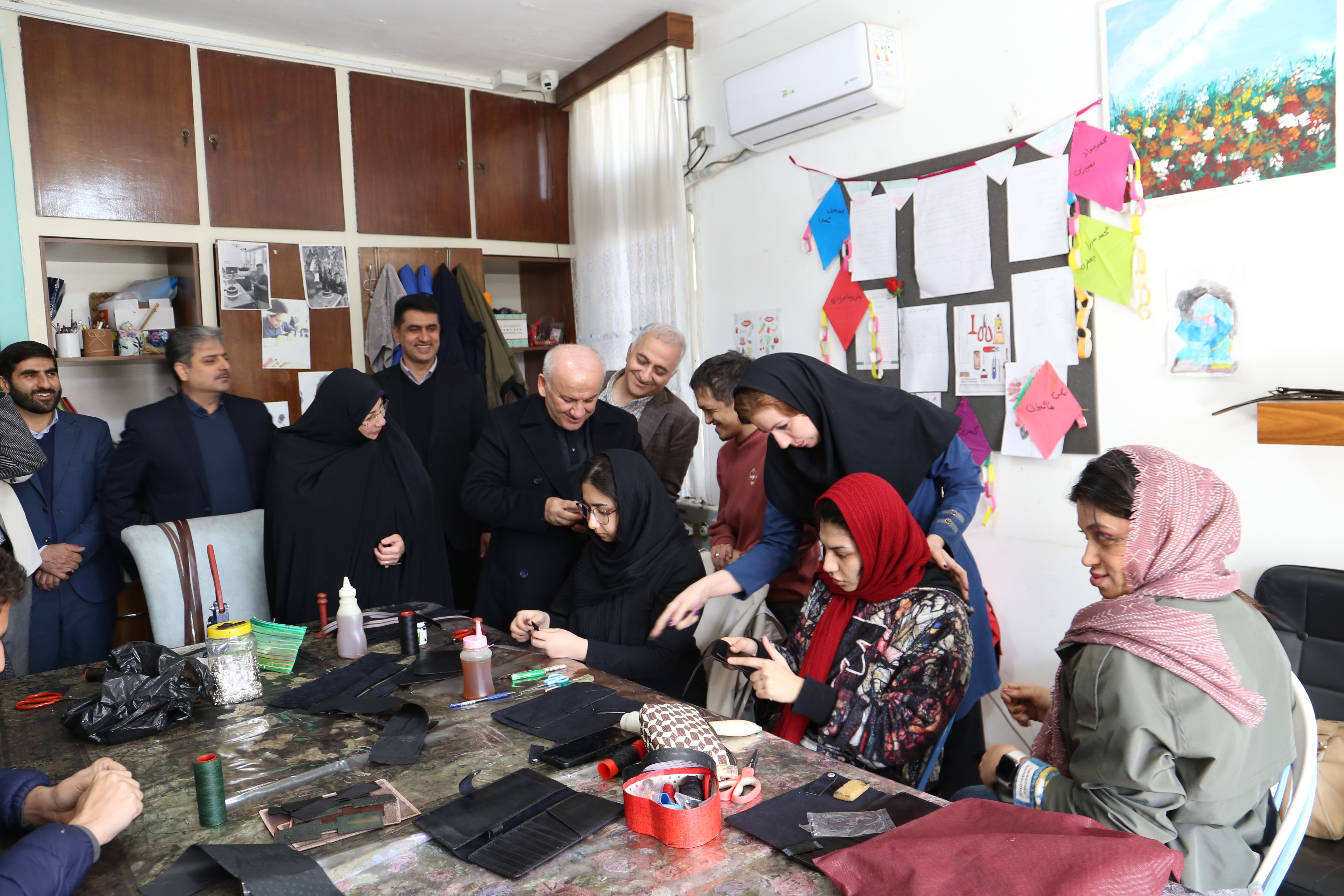  مرکز نوآوری و خانه خلاق دستینه‌کالا