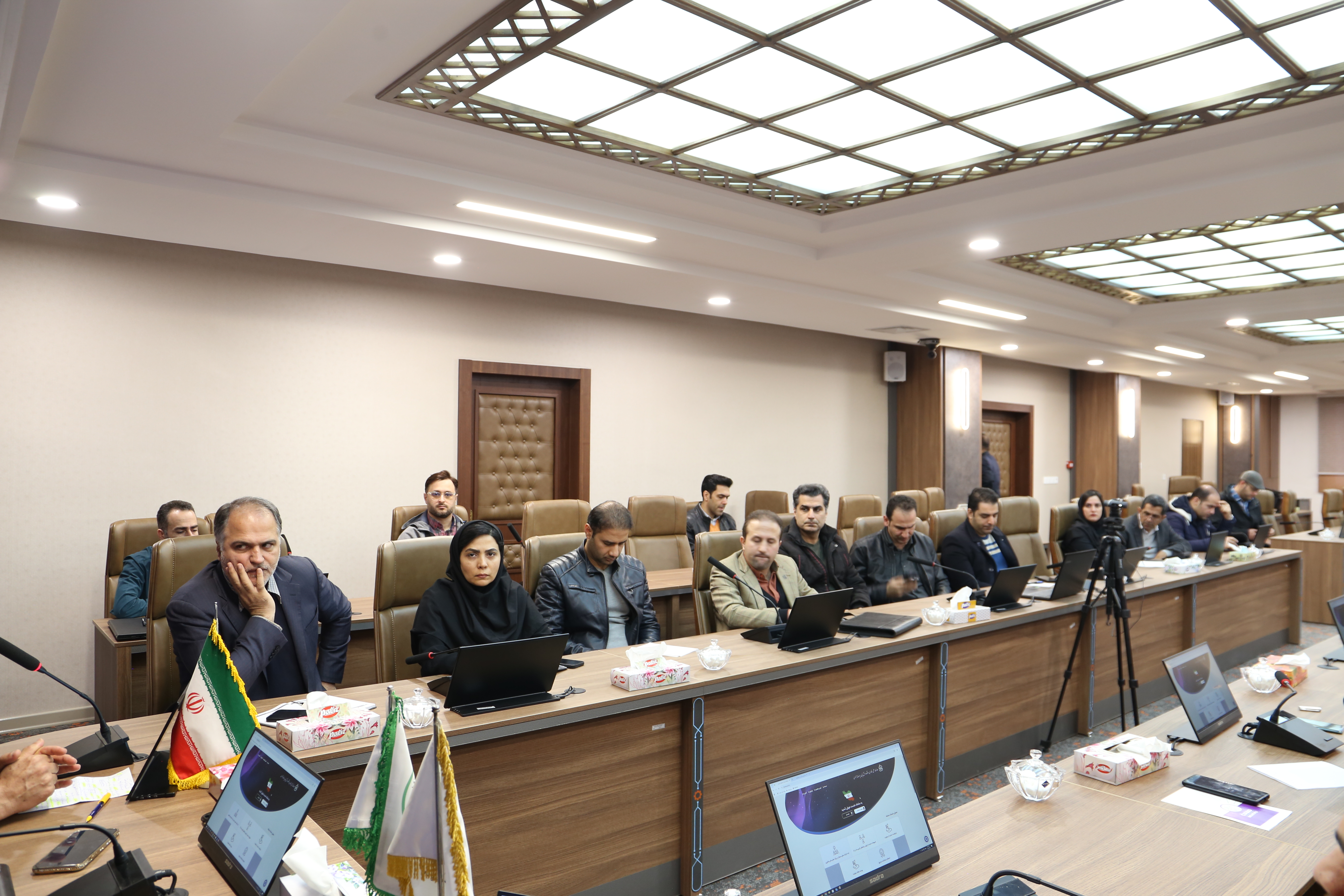  نشست تخصصی استفاده از حمایت‌های مالی معاونت علمی